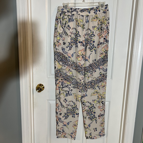 BCBG MAXAZRIA RYEN Medium M Cream Yellow Peach Floral Spring Pants POSH58 - Picture 2 of 16
